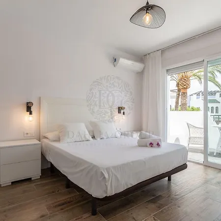 Holiday home Nueva Andalucia Beach House By Dahlia Group *