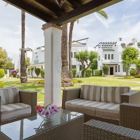 Nueva Andalucia Beach House By Dahlia Group *